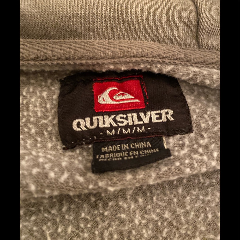 Mens Quicksilver  brand sweatshirt and T-shirt - Picture 6 of 8